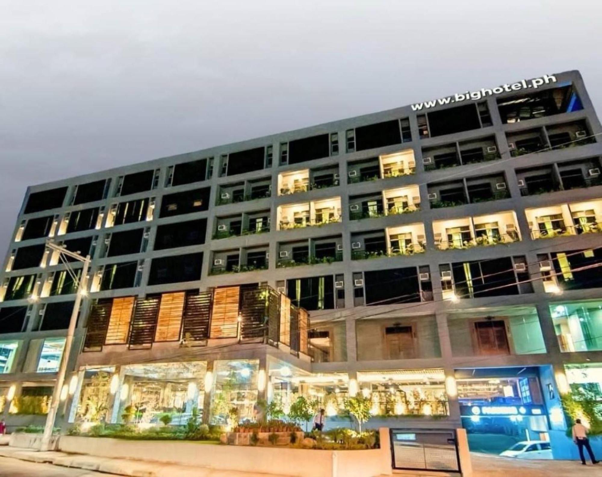 Big Hotel Cebu Esterno foto