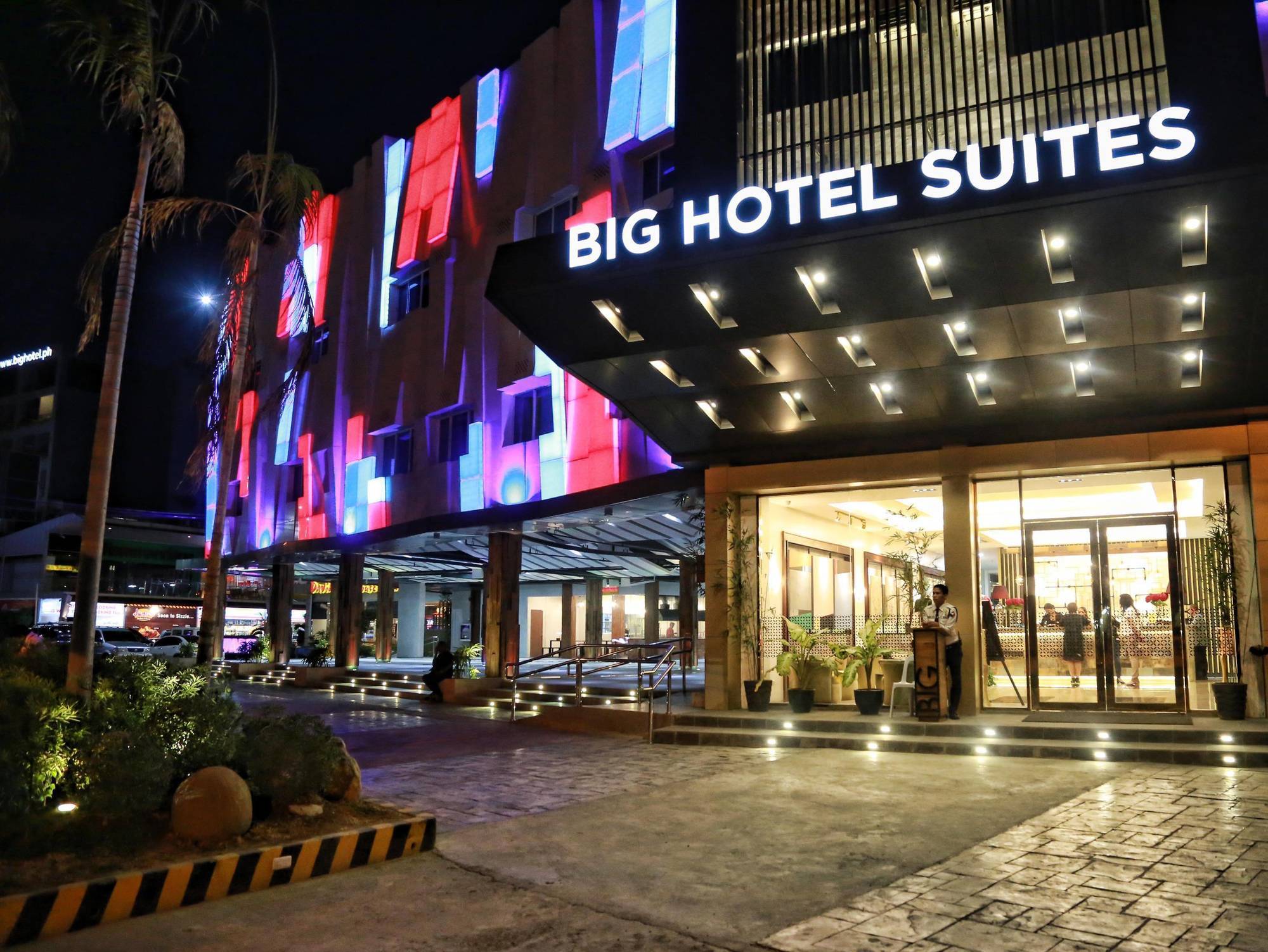 Big Hotel Cebu Esterno foto