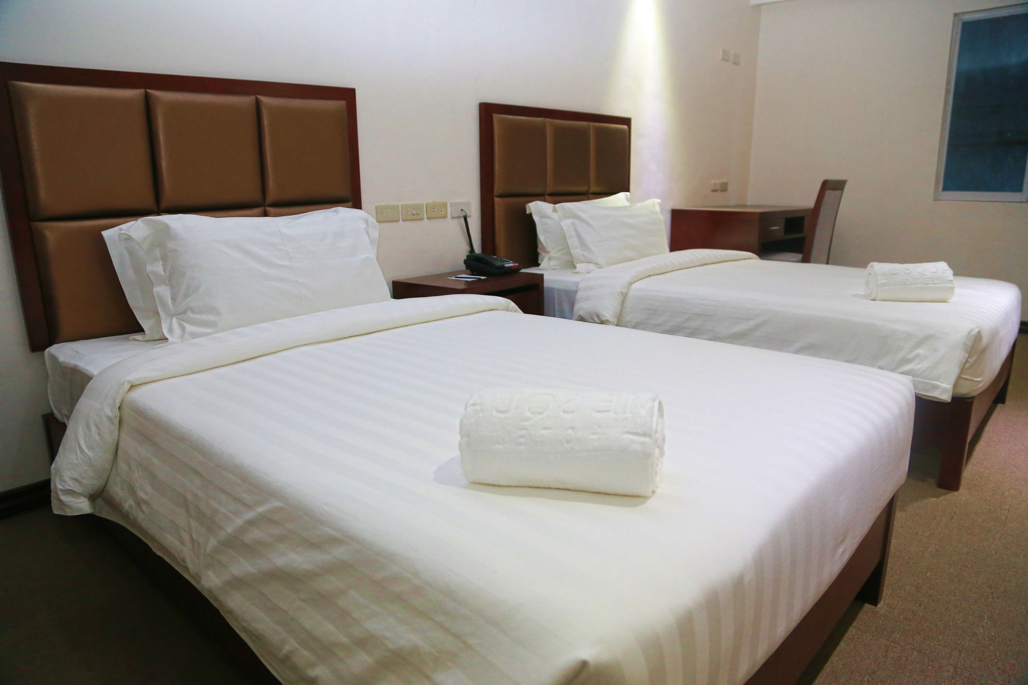 Big Hotel Cebu Esterno foto